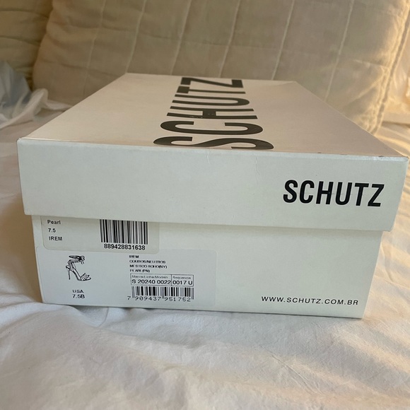 Schutz Irem in Pearl - Picture 3 of 6